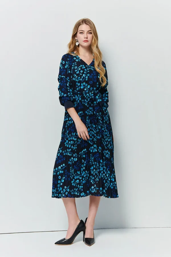 Split sleeve V-neck floral pleats