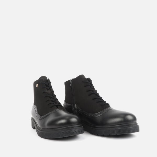 CLL-7745ABLACK_4 Women Ankle Lace Up Low Heel Boot