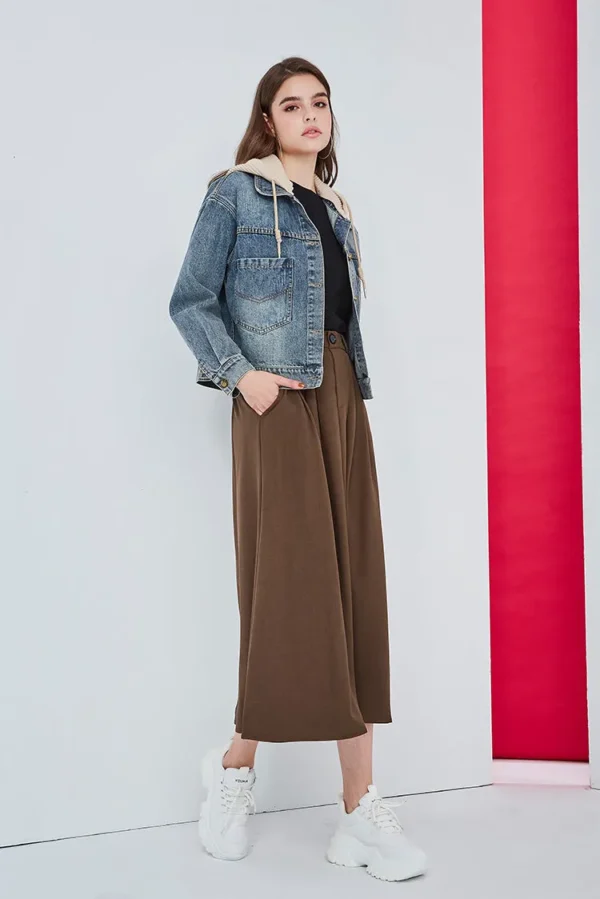 Short knit hooded large pocket