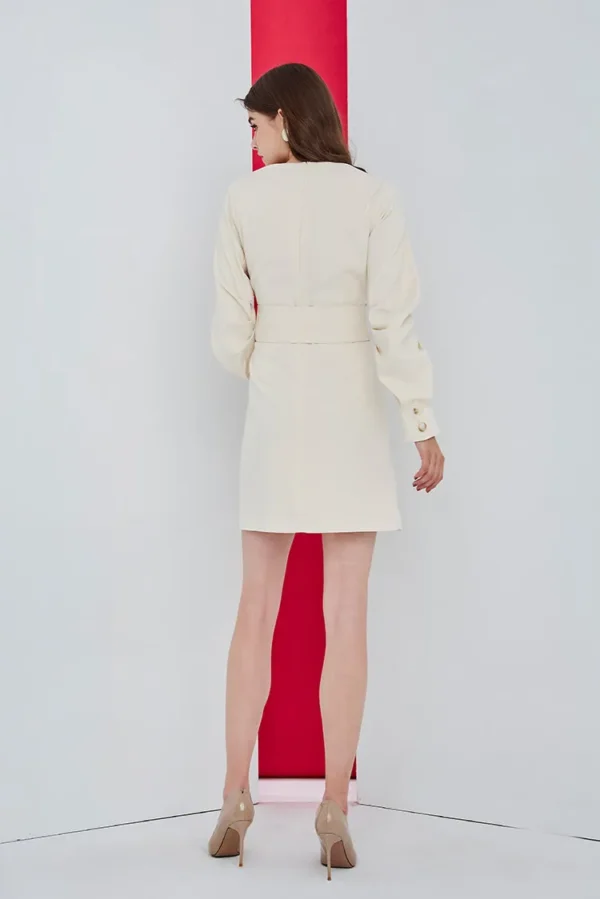 Plain round neck wide belt style dress