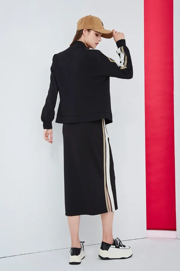 Letter two-tone striped stand collar