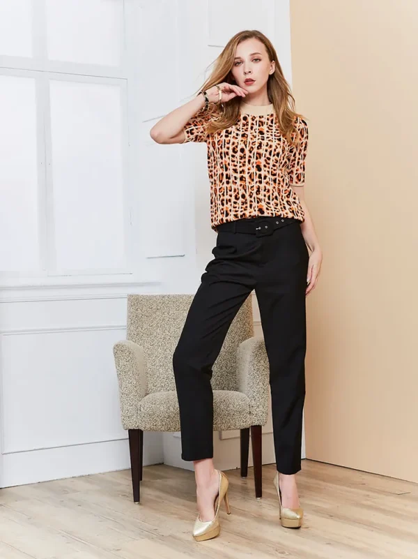 Solid color styling belt pants