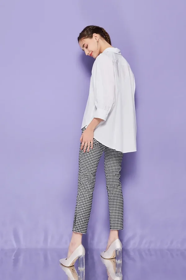 Small plaid slim pants